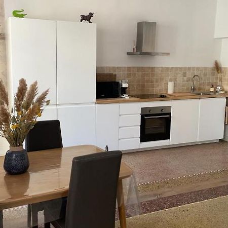 Appartement L’écrin des calquières à Nîmes Extérieur photo