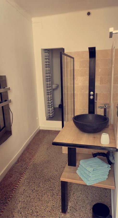 Appartement L’écrin des calquières à Nîmes Extérieur photo